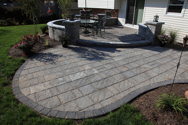 Blu 60 Techo-Bloc Tiered Patio